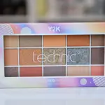 Technic Y2K Pressed Pigment Palette